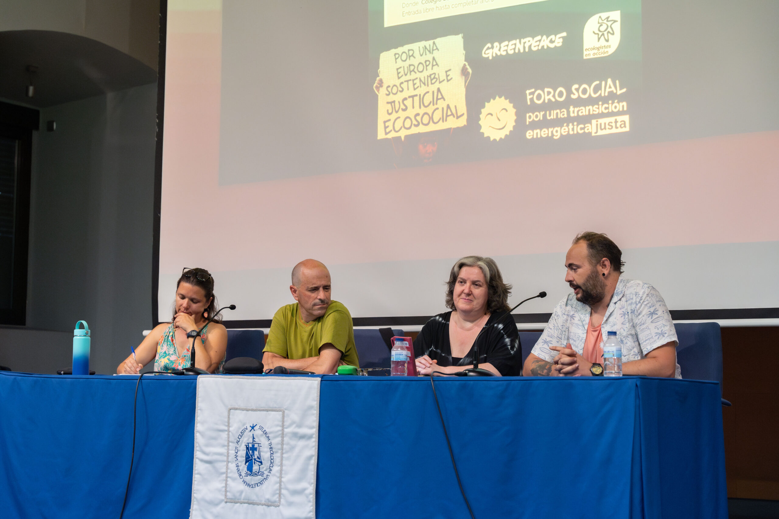 JULIO 2023: MESA DEBATE: POR LA DEMOCRATIZACIÓN DE LA ENERGÍA